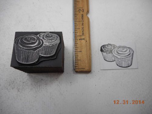 Printing Letterpress Printers Block, Two Frosted Cupcakes