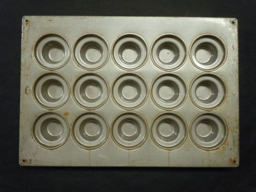 USED Oversized Muffin Pans