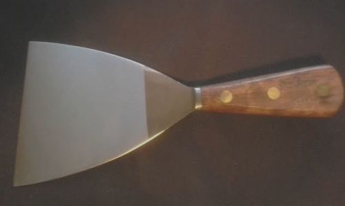 (1) dexter russell stiff pan/griddle/grille scraper with hardwood handle.#525-4 for sale
