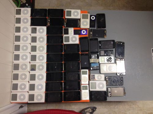 APPLE IPOD IPODS A1288 A1059 PARTS REPAIR BROKEN UNTESTED LOT OF 60 HUGE