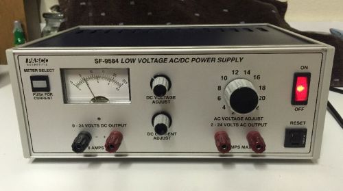 PASCO SF-9584 LOW VOLTAGE AC/DC POWER SUPPLY