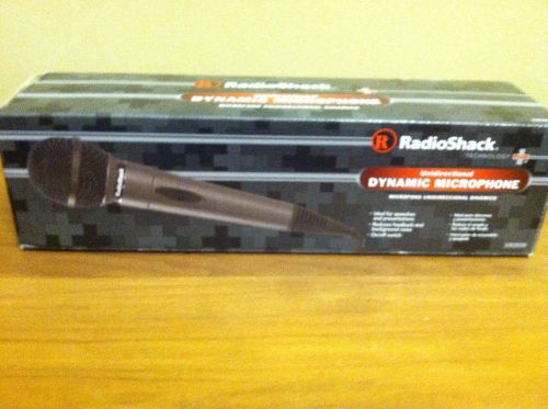 New RadioShack 3303038 Unidirectional Dynamic Microphone