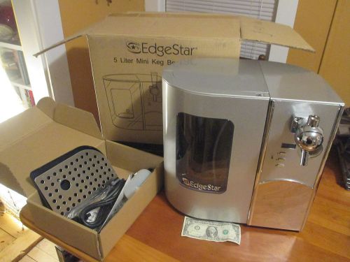 EdgeStar 5 Liter Mini Keg Beer Cooler and Kegerator (Model TBC50S) - NICE! - NEW