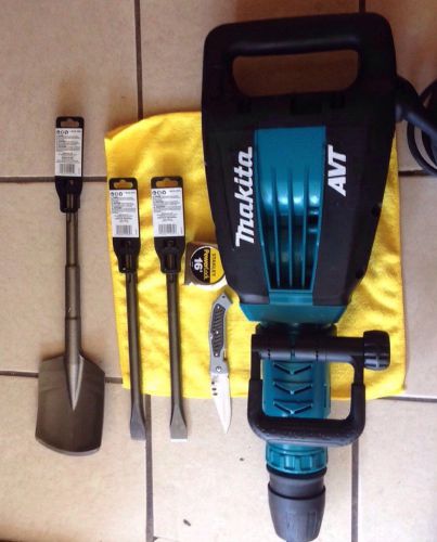 Makita Demo-HAMMER-EXCELLENT CONDITION-3-NEW BITS -free KNIFE-XTRAS-POWERFUL