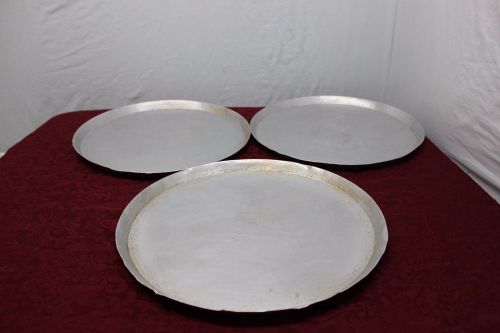 Lot of 3 Restaurant Grade Round Pizza Pans Used  13 1/2&#034; Across