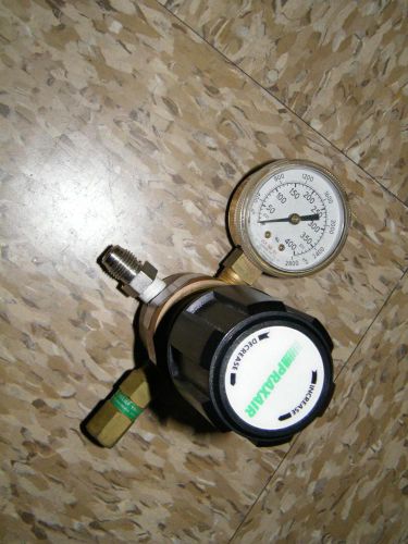 praxair gas regulator 4054001-000 pressure control lab welding tank bottle