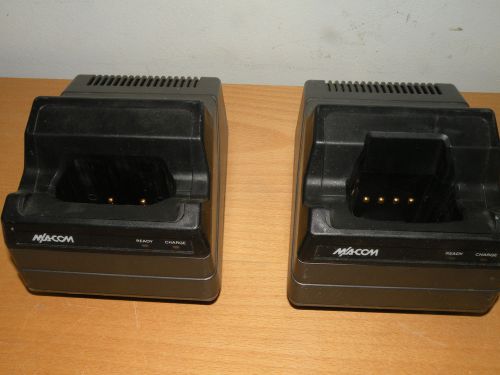 (2) M/A-COM UNIVERSAL DESK CHARGER BASES BML 161 78/6 &amp; BML 161 78/3 No Cords