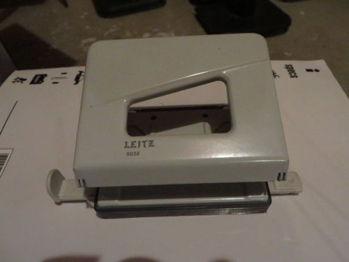 Leitz 5028 European hole punch