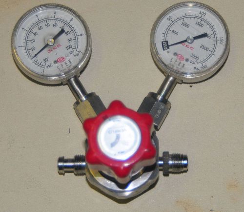 Veriflow Gas Regulator 3500psi to 100psi VCR Stainless Steel