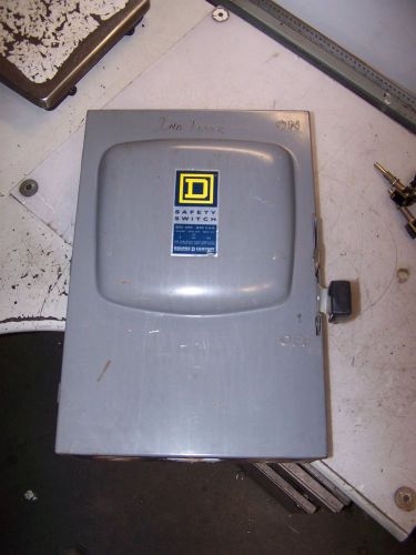 SQUARE D 200 AMP FUSED SAFETY SWITCH 240 VAC 50 HP 3 PHASE D324N