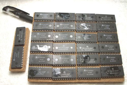 26 Motorola MC146818AP Microprocessor/Peripheral IC Type TIMER, REAL TIME CLOCK
