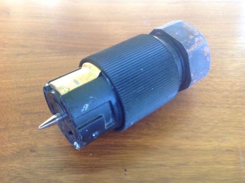 Hubbell cs6364l 50a 125/250v twist-lock plug female connector 3 pole 4 w used for sale