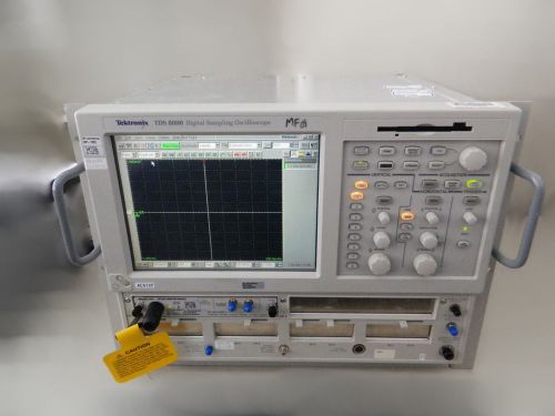 Tektronix TDS8000  Digital Oscilloscope 80C08C-CR2 10Gb Clock Recovery CSA8000