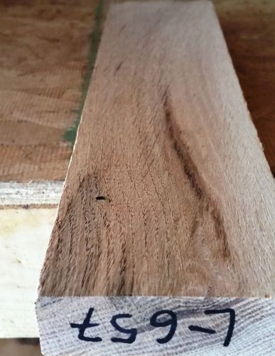 1 inch thick, 4/4 red oak board 14.25&#034; x 3.25&#034; x ~1in. wood craft lumber for sale