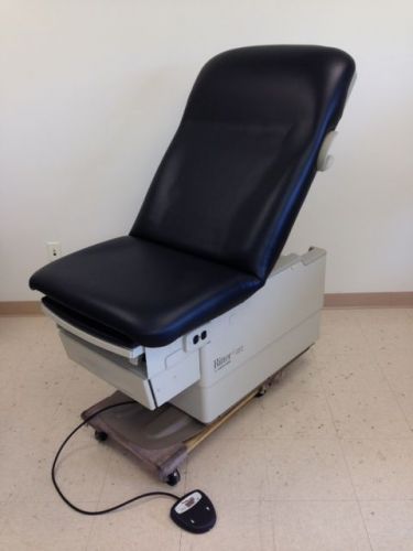 MIDMARK Ritter 222 Power Exam Table Excellent Condition NEW Black Upholstery