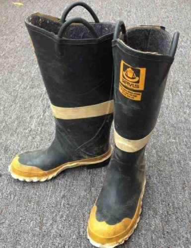 Used Servus Fire Boots Size 7 Servus Bunker Boots - OSHA Compliant - Steel Toe