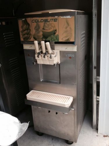 Coldelite Soft Serve Ice Cream Machine OnePhase UF 253G, Air Cooled Gravity