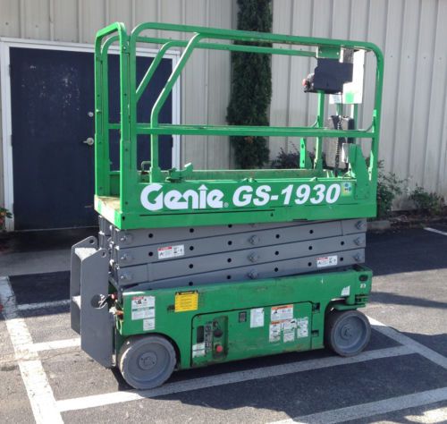 Genie gs1930 scissor lift, man lift, aerial, electric, florida, 25ft working ht. for sale