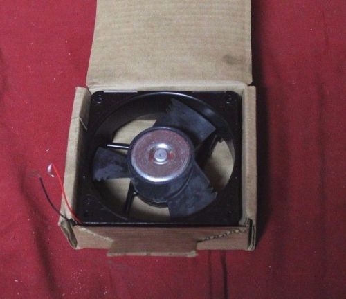 NEW Comair Rotron Muffin XL DC Fan Model MD48B1    a