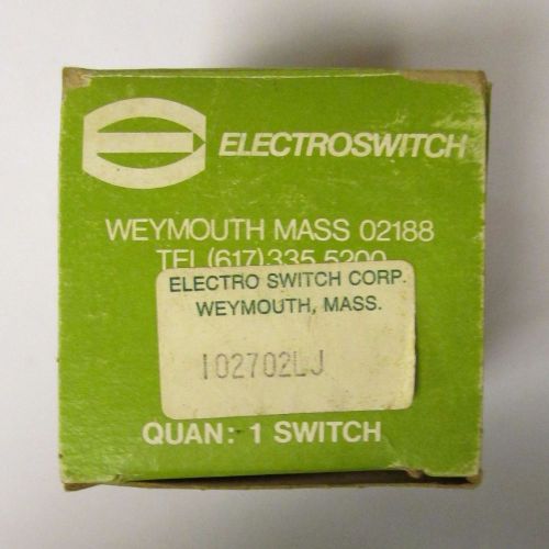 ELECTROSWITCH Series 101 CKT 6.7 Rotary Selector Switch 3 Pos 102702LJ 9021