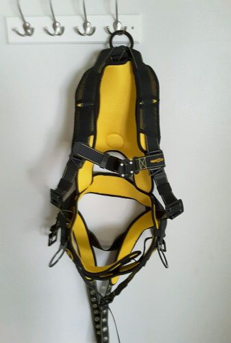 New guardian cyclone fall protection harness