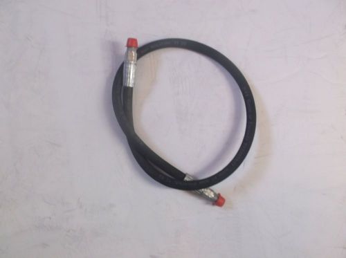 1/4&#034; x 34.75&#034; Hydraulic Hose with 1/4 Male NPT Ends  3300 PSI  SAE100R17