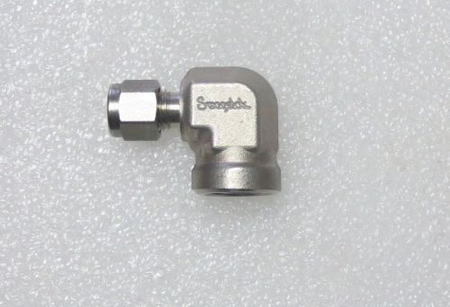 Swagelok  1/4&#034; X 3/8&#034; Stainless Steel Union Elbow SS-400-8-6  New