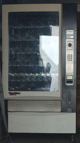 Wurlitzer Universal Combo Snack Soda Vending Machine