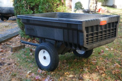 Rubbermaid Lawn Tractor Dump Cart Trailer 10 Cu. Ft. 1200 lb. Capacity 5660