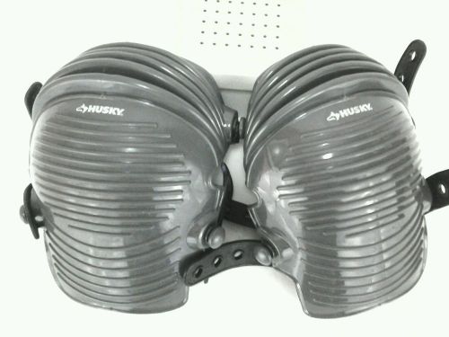 Husky rubber concrete gear hard protective safety flexible knee pads euc for sale