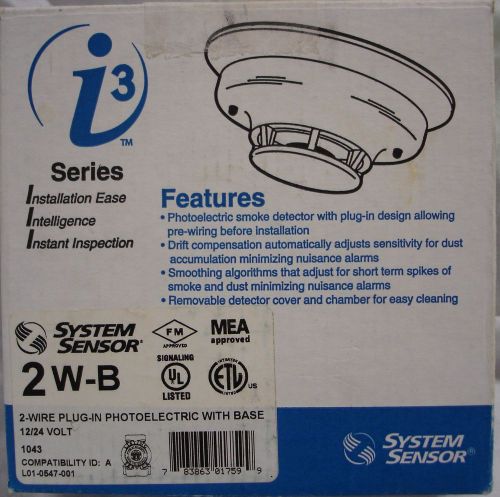 Smoke Detector, 12/24 VDC, Photoelectric. System Sensor Model 2W-B i3 Series