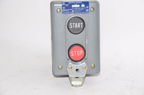 Push Button Control Station, Square D, 9001BW241 BW241 Series A