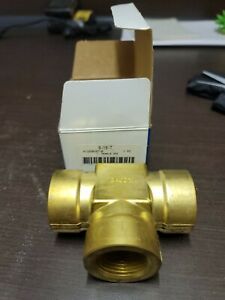 Swagelok, B-16-T, Brass Tee Pipe Fitting, 1&#034; FNPT