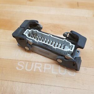Pheonix Contact HC-B 24-AMQ Panel Mounting Base, 1771927, With 1771749 Connector