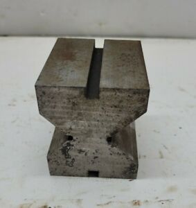 MACHINISTS V-BLOCK , 2-1/2&#034; x 2-5/8&#034; x 2-1/8&#034;