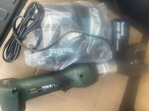 Greenlee ESC50LX11 2&#034; Cable Cutter, One 4.0AH Batteries, 120V Charger