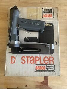 SENCO PNEUMATIC STAPLER MODEL D