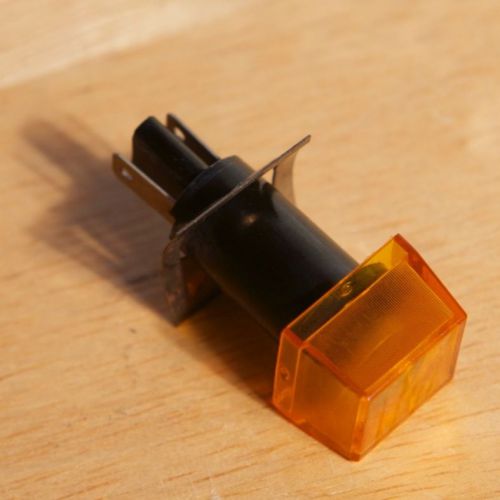 Square panel mount incandescent lamp indicator light - 6v 1/2” amber b3060d3 for sale
