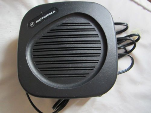 BRAND NEW MOTOROLA 8 OHM EXTERNAL SPEAKER HSN4030A