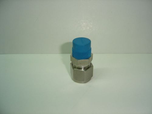Swagelok ss-810-1-6 male connector 1/2&#034; od tube x 3/8&#034; male npt new no box for sale