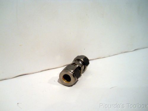 New Swagelok 3/8&#034;x 3/8&#034; Tube Stainless Steel Union Fitting Connector, SS-600-6