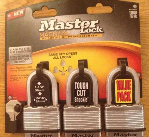 Master Lock Magnum, 3 Value Pack,Model M5XTRILF, Keyed Alike, Stainless Steel