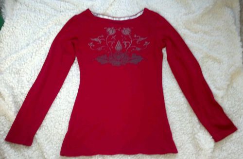 ~green apple~ red v-neck thermal shirt w/ silver graphics ~m 8/10~ l/s vegan top for sale