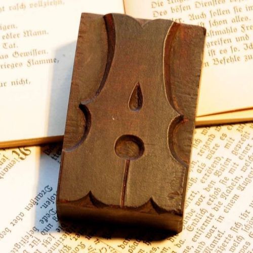 Letter &#034;A&#034; rare decorative wood type character letterpress printing block font