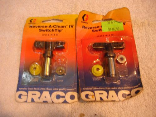 (2)  Graco Reverse -A- Clean IV Switch Tips  221415  &amp; 221419