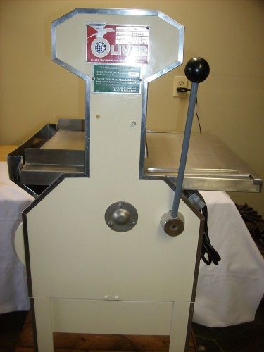 Oliver Bread Slicer model 777