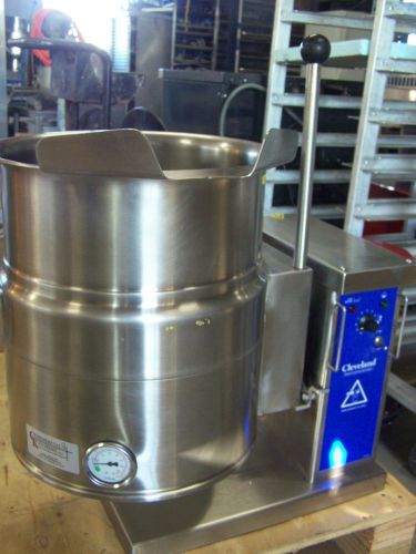 CLEVELAND STEAM TILTING KETTLE MODEL# KET-6-T ,TABLE TOP, 6 GAL TILTING KETTLE