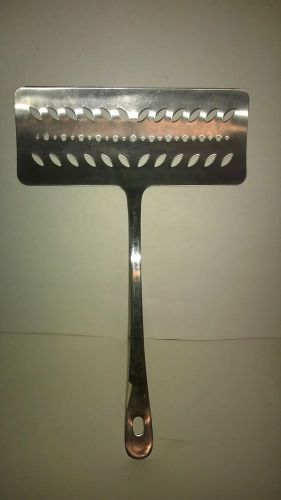 AMCO 18/8 STAINLESS FISH SPATULA 8.5&#034; WIDE X 3.5&#034; DEEP