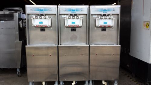 3x  2007 taylor 794 soft serve frozen yogurt ice cream machine three phase water for sale
