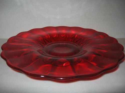 Ruby Red glass cake serving Plate Platter tray pedestal nicole pattern raised nr